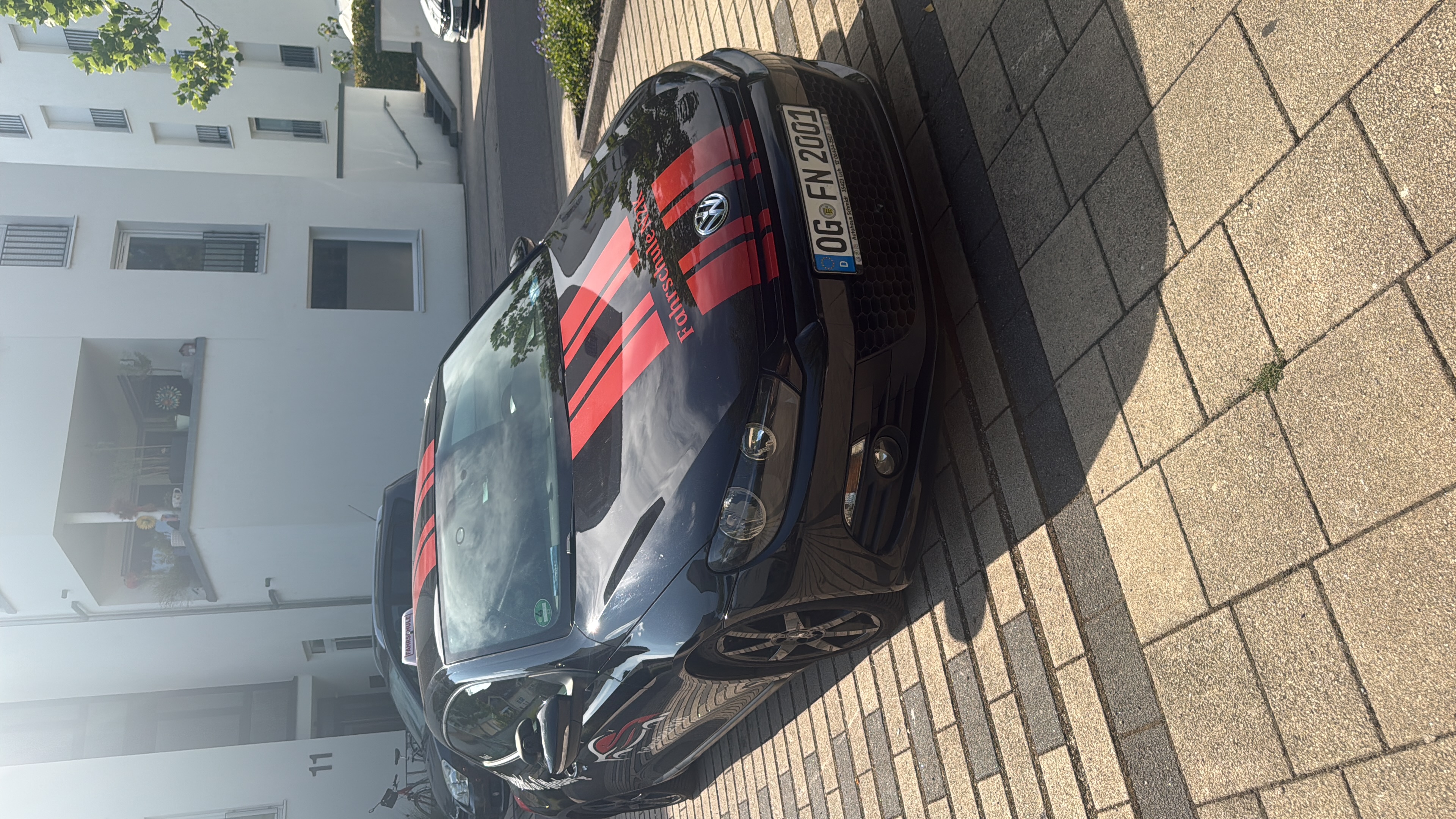 Schalt Fahrschulauto der Fahrschule N2K