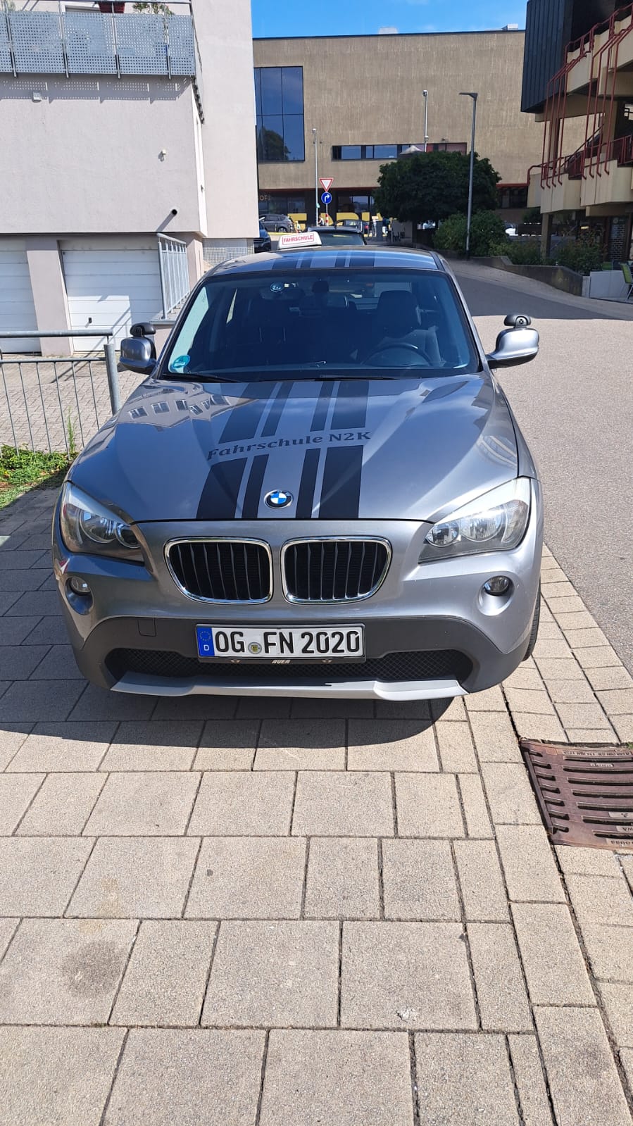 Automatik Fahrschulauto der Fahrschule N2K